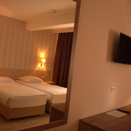 Wine Hotel Cesarica Medjugorje Ngoại thất bức ảnh
