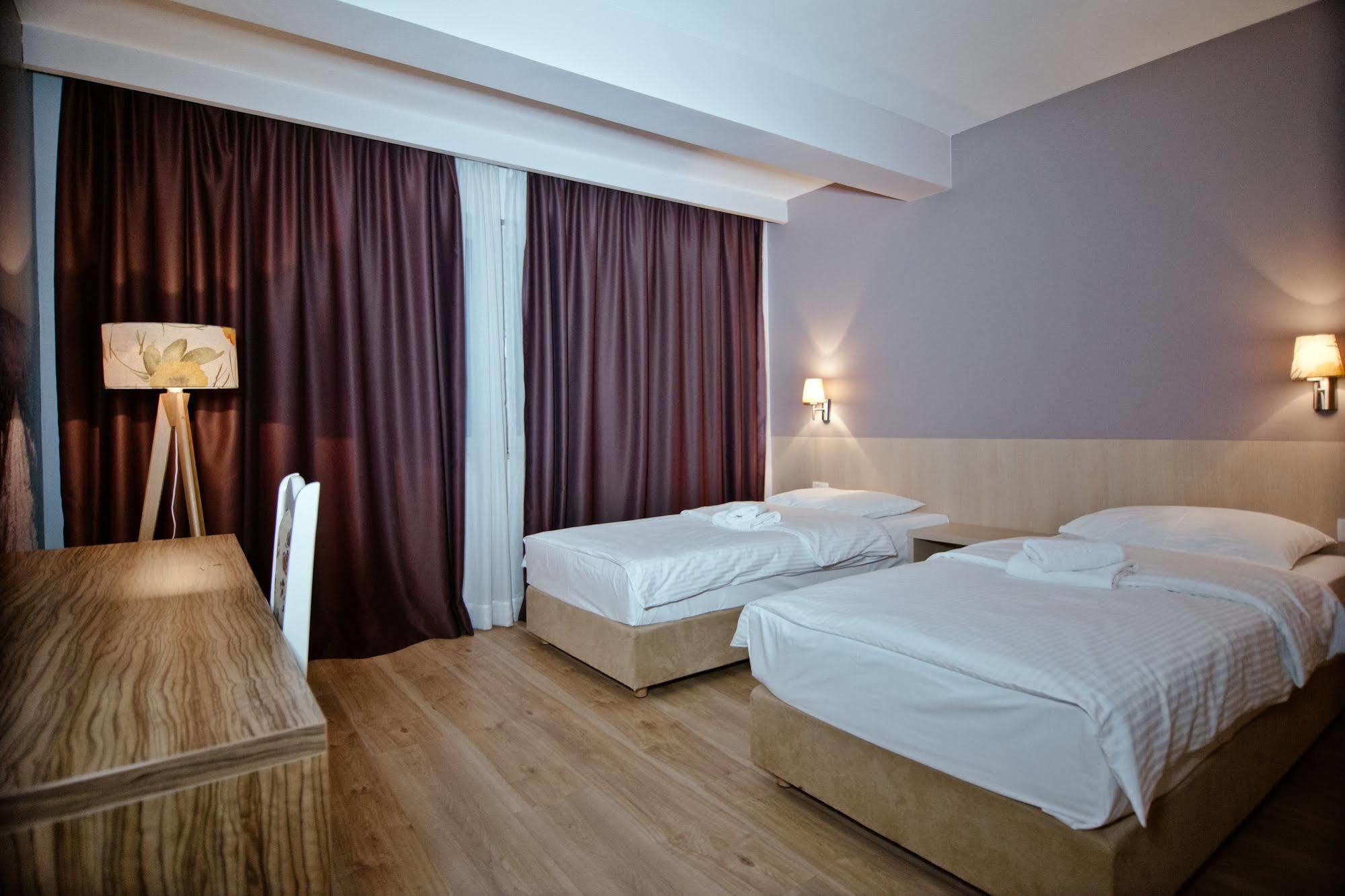 Wine Hotel Cesarica Medjugorje Ngoại thất bức ảnh
