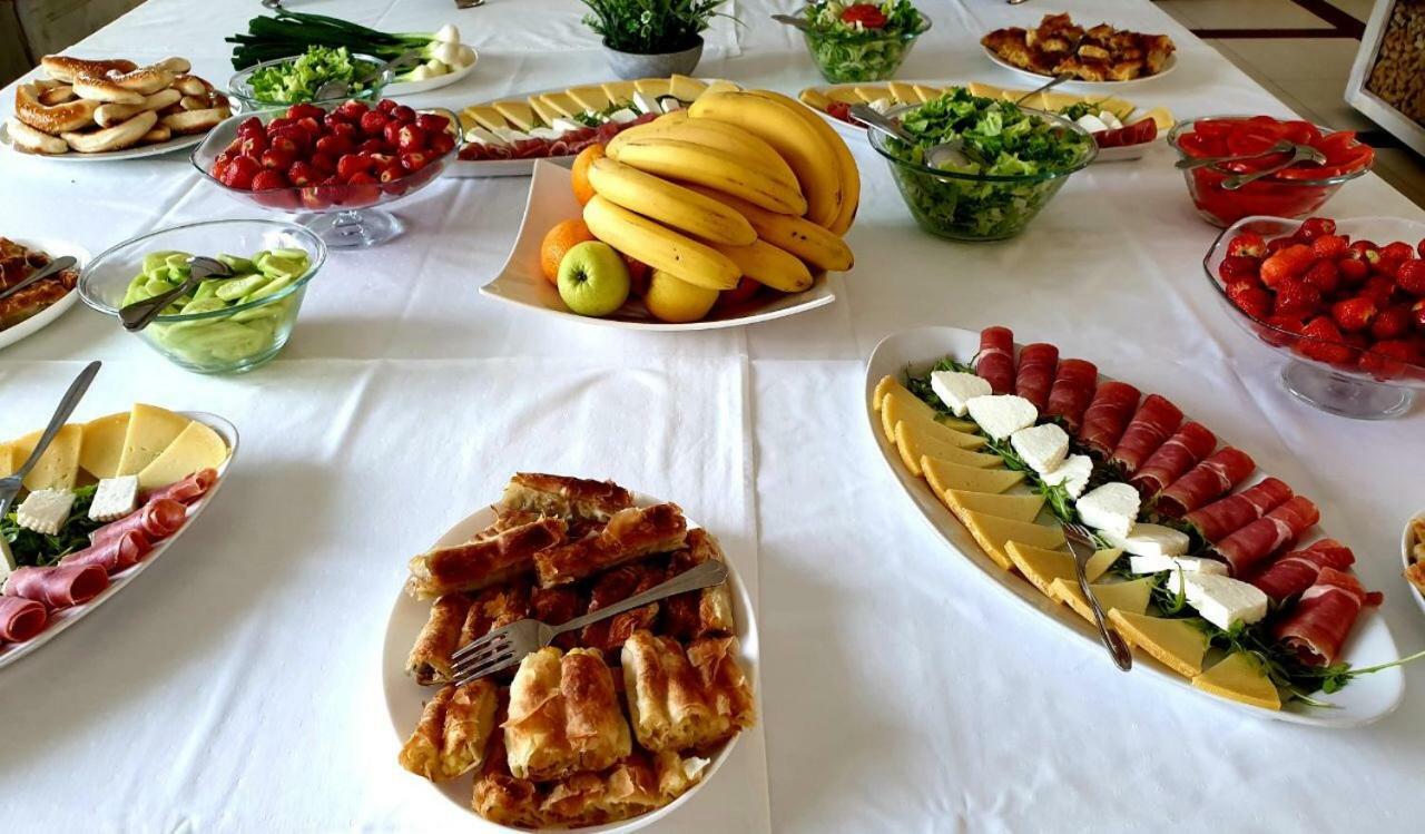 Wine Hotel Cesarica Medjugorje Ngoại thất bức ảnh
